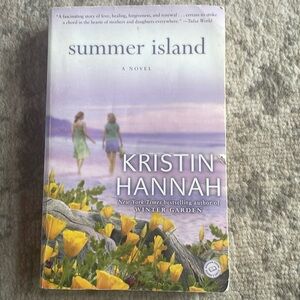 📚 4 / 20$ 📚 summer island - Kristin Hannah